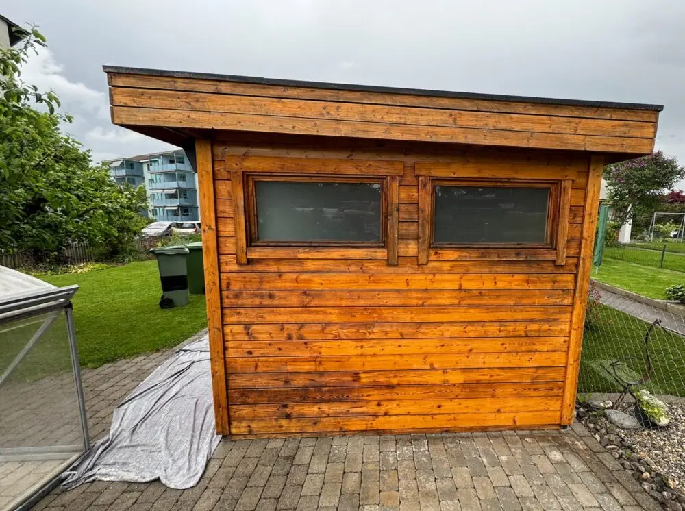 Gartenhaus nach der Aussenrenovation durch triwes